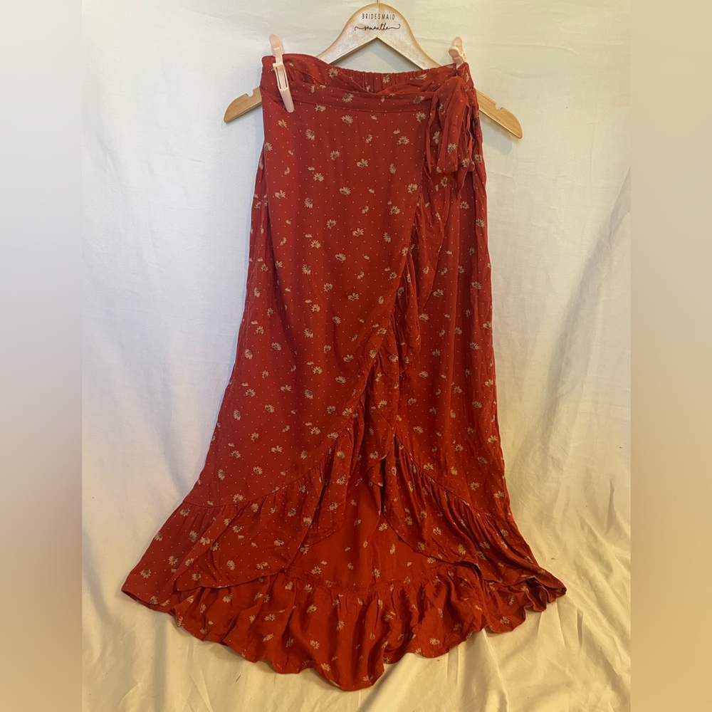 AMERICAN EAGLE WRAP MIDI SKIRT